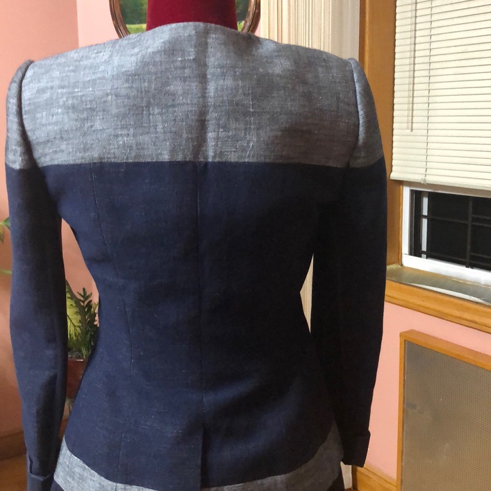 Suits - Picture 2 of 3